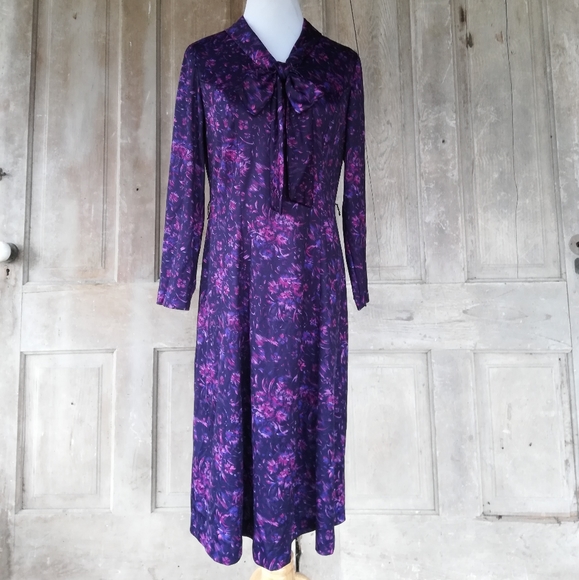 Vintage Purple Bow Tie Dress - Picture 4 of 8